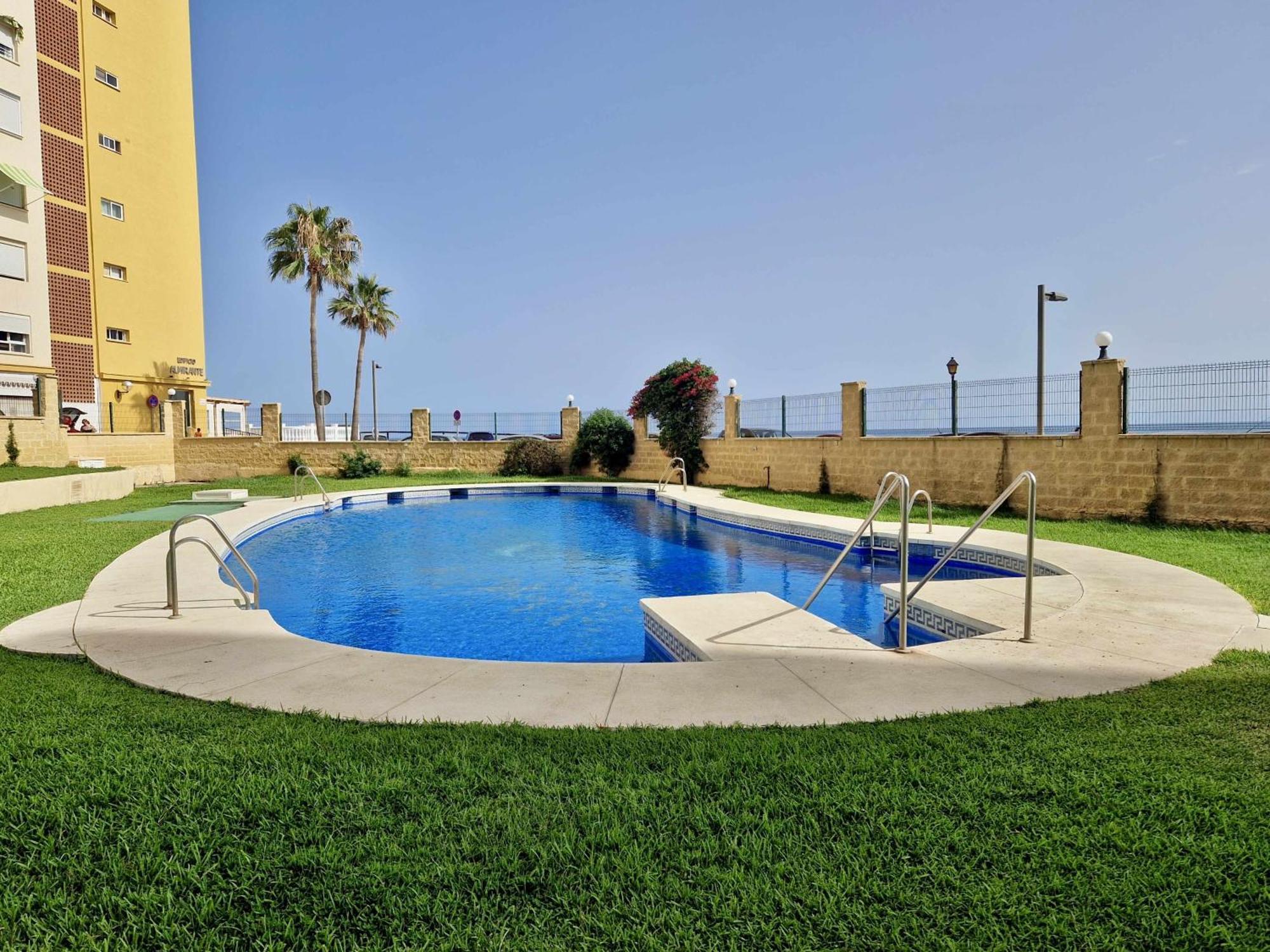 Sr Almirante 1ª Linea De Playa Apartment Sitio de Calahonda Екстериор снимка